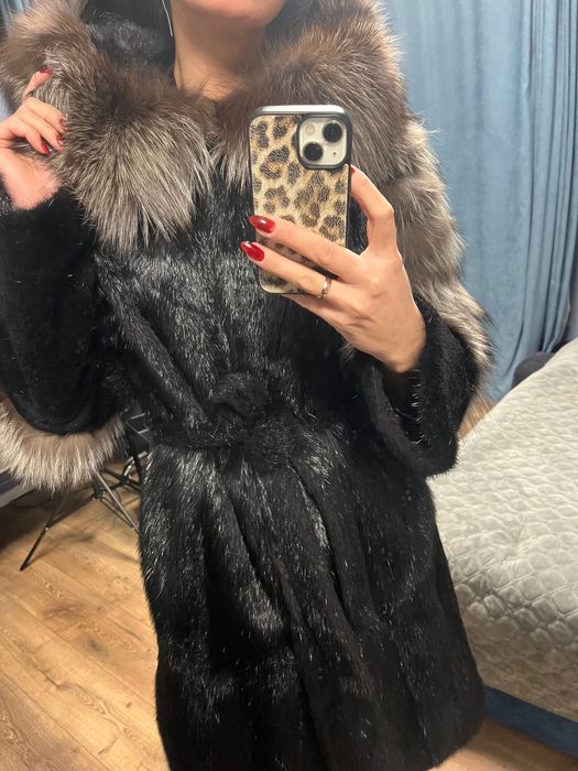 Продам натуральну шубу