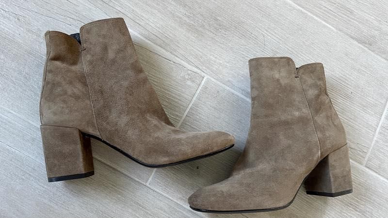 Замшеві черевички 38 р (італія)