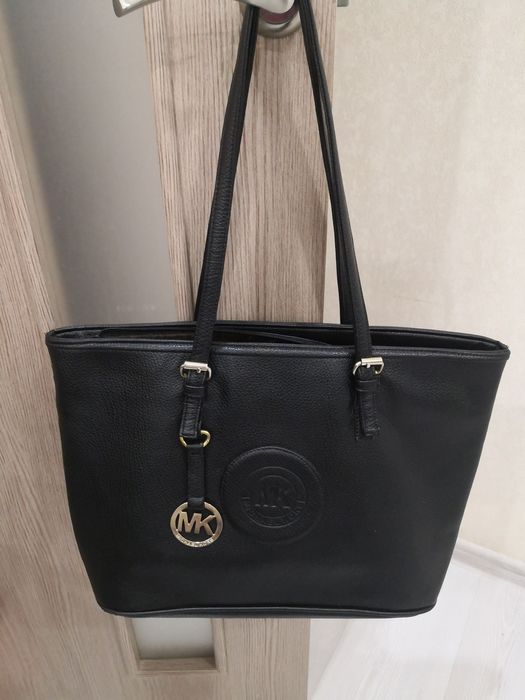 Жіноча сумка Michael Kors