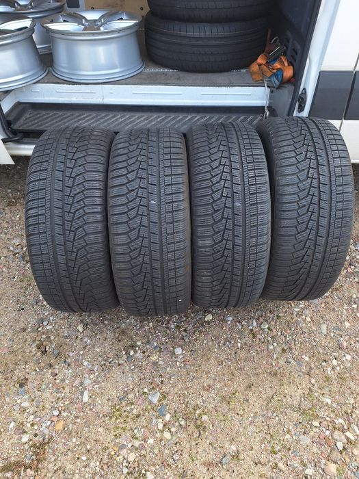 Opony zimowe Hankook Winter icept evo2 235 50 r19 103H