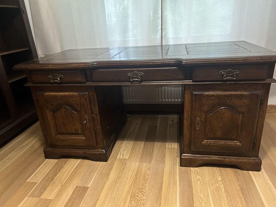 Meble gabinetowe Ludwik Styl. Najwyższa klasa!