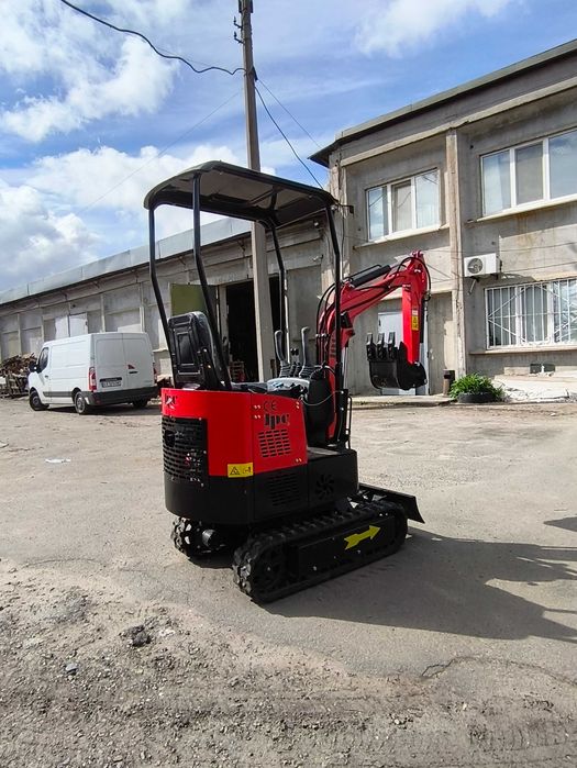 Гусеничный мини экскаватор JPC HT12 бензиновий