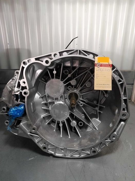 Caixa de Velocidades Renault Trafic/ Opel Vivaro ref:PK6375