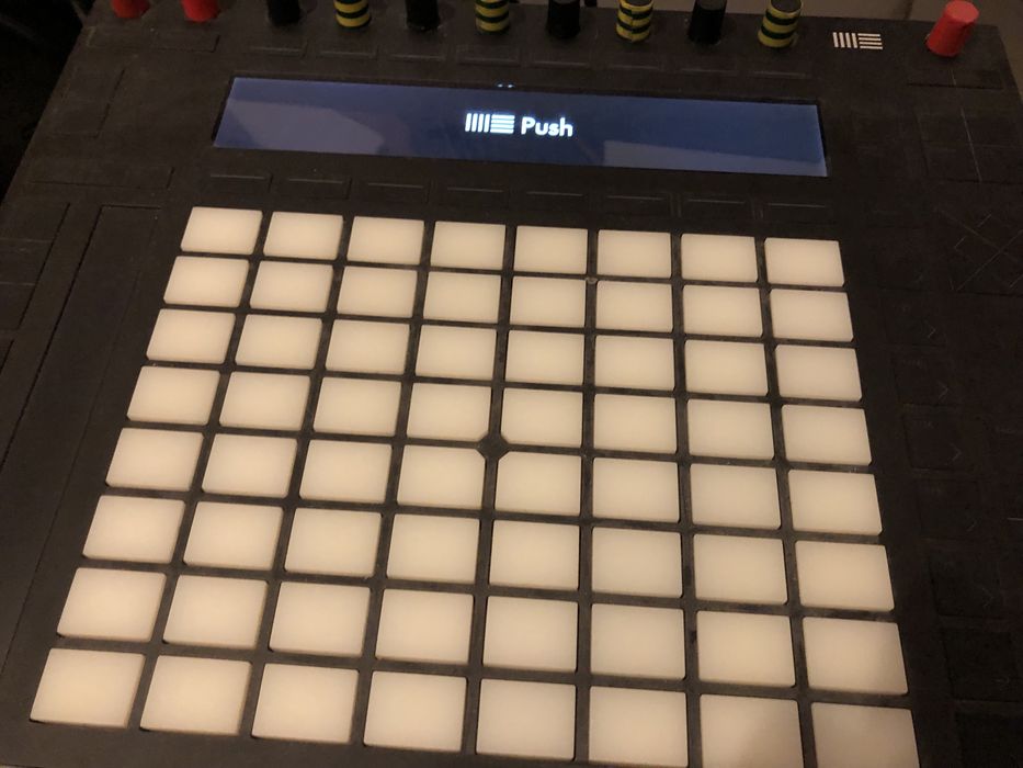 Ableton Push 初代 s-l400.jpg