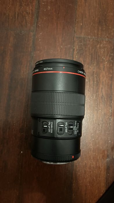 Canon EF 100mm f/2.8L Macro IS USM