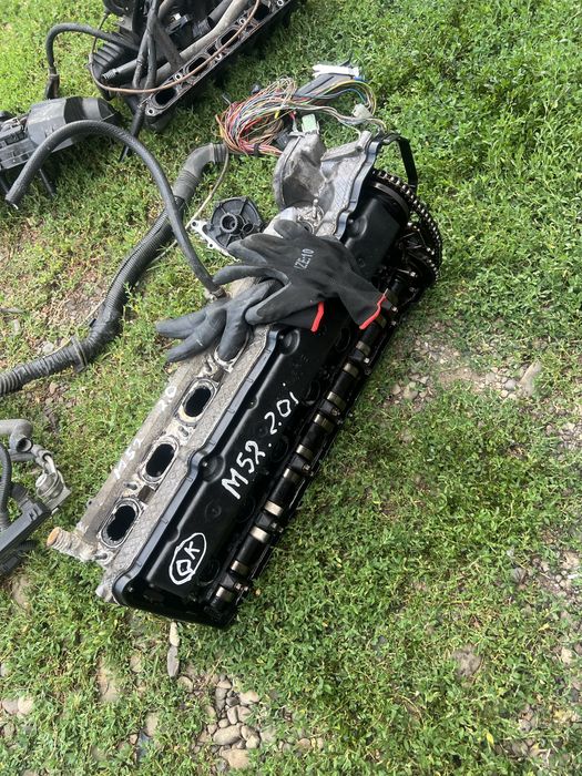 У розборі двигун м52 2.0б