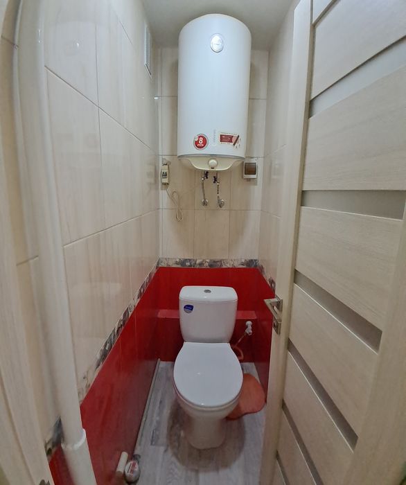 Продам двух комнатную кв. в г. Самар (Новомосковск).