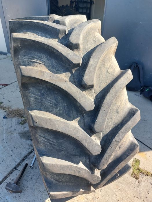 Opona 540/65R28 OZKA