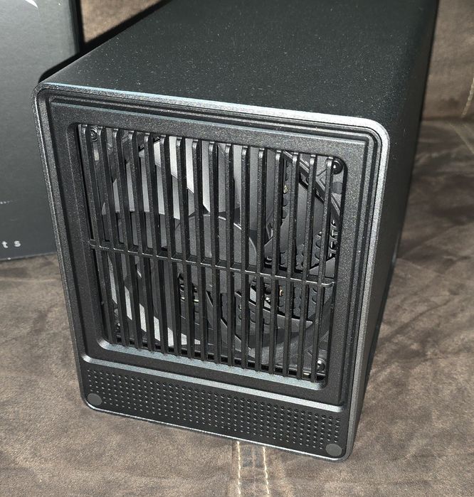 AOOSTAR WTR PRO Serwer NAS TRUENAS unRAID mini pc ryzen 5825U W11 QNAP