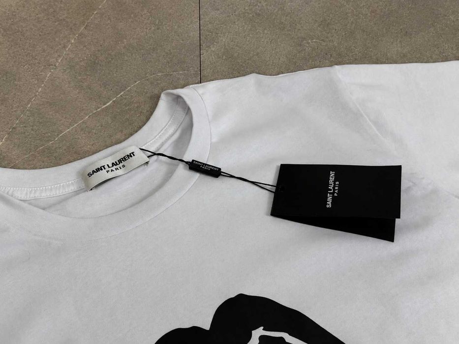 Футболка Saint Laurent Vampire Lips