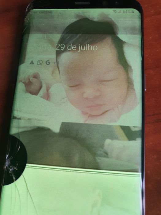 2 telemóveis Samsung a funcionar parcialmente