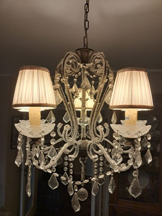 Candeeiro de teto estilo lustre