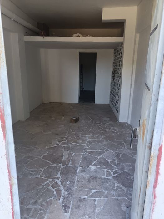 Garagem / Armazém64168406050562122