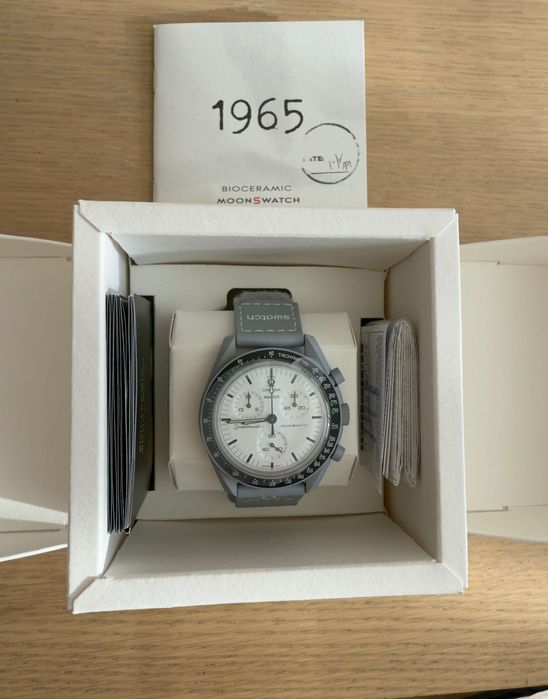 Swatch Omega Moonswatch 1965