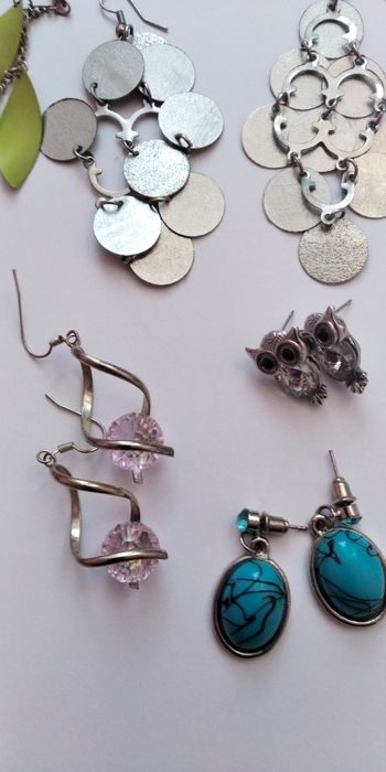 Zestaw kolczyków damskich!