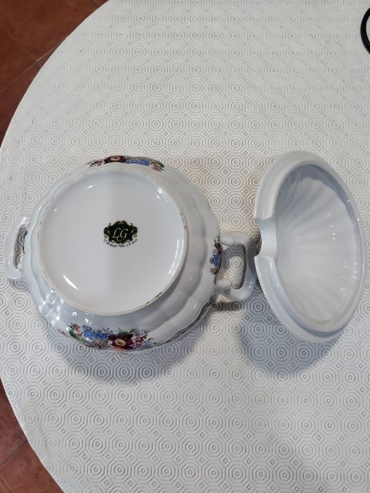 Terrina para a sopa em loiça em limoges