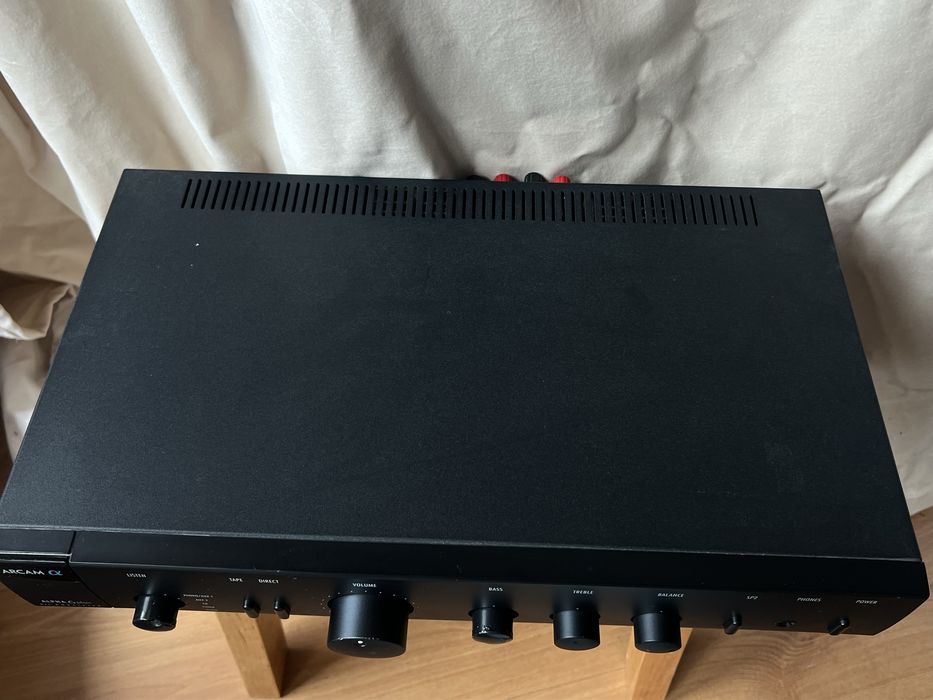 Arcam Alpha 6 Plus Integrated Amplifier – Black