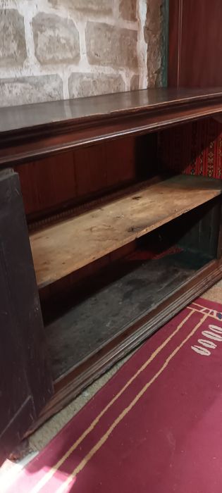 Paramenteiro Móvel Antigo