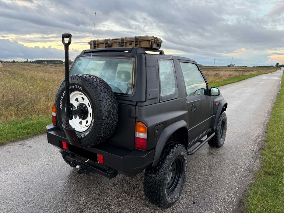 Suzuki Vitara 1.6  1996 r. Offroad Radzikone Wyciagarka Lift 6 " opony 31 cali