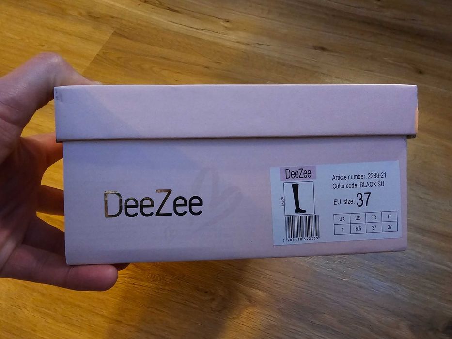 Czarne damskie kozaki płaskie DeeZee Mila