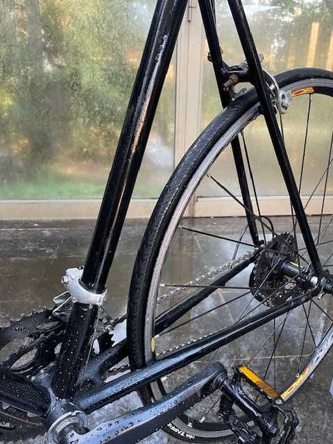 Clássica personalizada com quadro de pista sonangol, montagem moderna