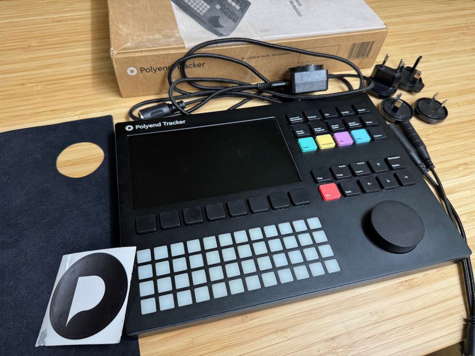 Polyend Tracker sampler groovebox standalone komplet pudełko karta 64GB bardzo dobry stan