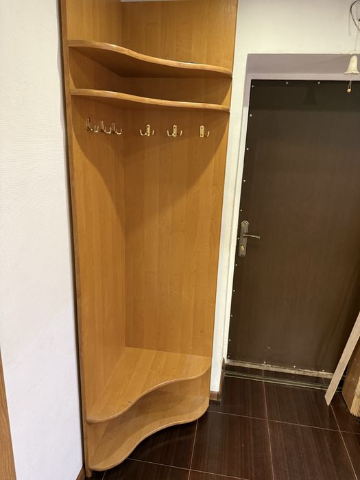 Передпокій в коридор, прихожа