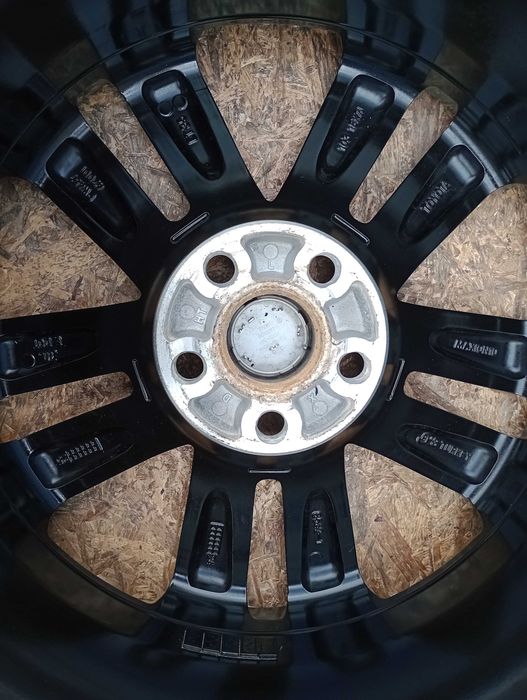 Felgi aluminiowe 5x114,3 R18 ET35 TOYOTA PRIUS+ RAV4 AURIS VERSO C-HR