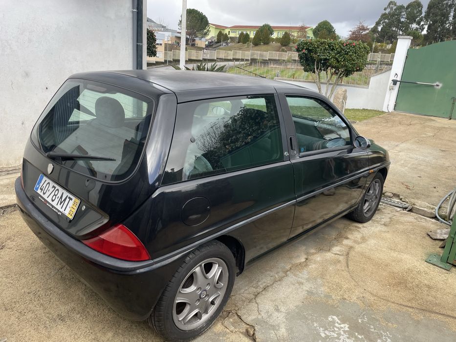 Lancia Y elefantino rosso