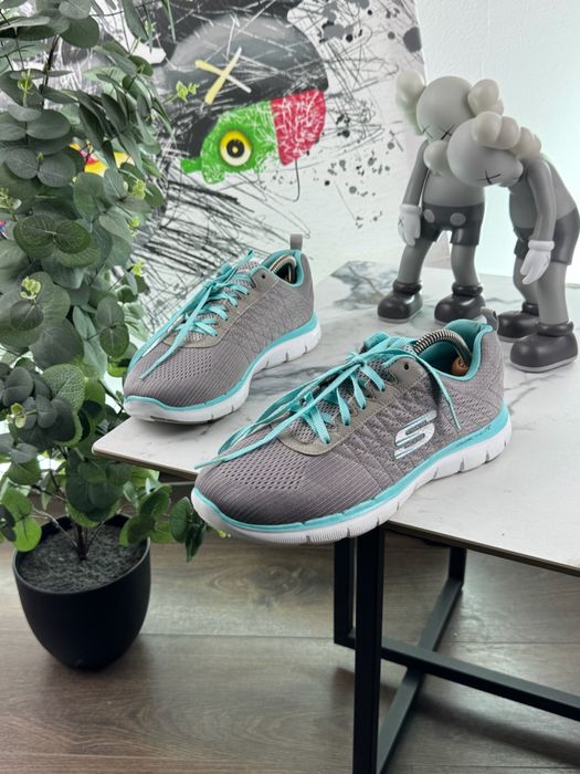 Кросівки Skechers Flex Appeal 39 розмір Е13128