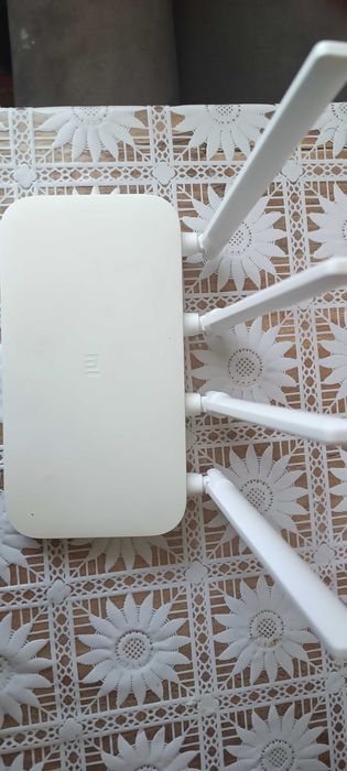 Mi Router 4C Model: R4CM