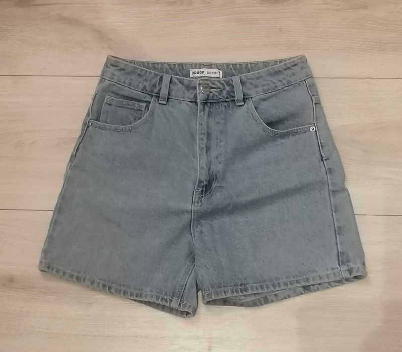 Krótkie spodenki, jasno niebieski jeans, szorty, roz. 40 roz. L