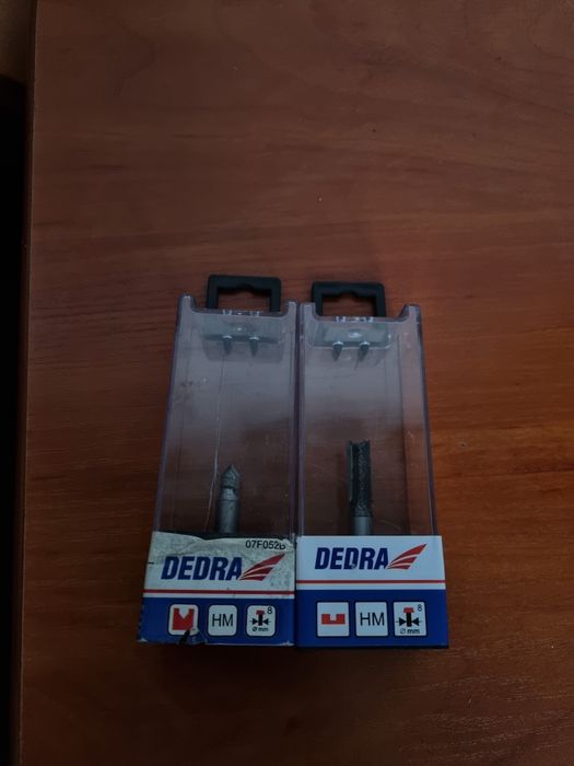 Frezy do drewna rowkujące