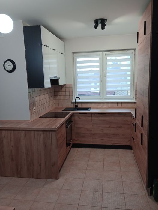 Naprawa mebli i usługi stolarskie