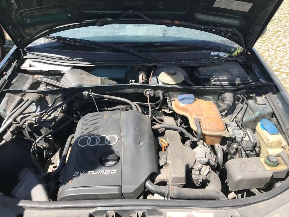 Audi A6 1.8T 4P 1997 - Para Peças