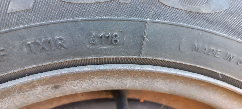 Felgi z oponami zimowymi bmw e39 e46