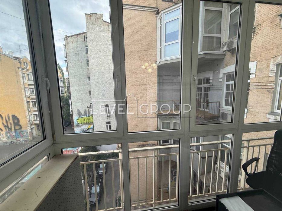 Офіс S=98 кв.м. центр метро Палац Спорту Гулівер