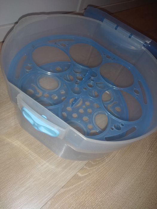 Esterilizador micro de biberões, chupetas e acessórios de bebé Zippy