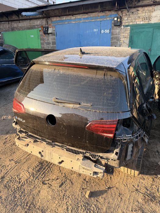 Golf 7 задня частина кузова четверть крило