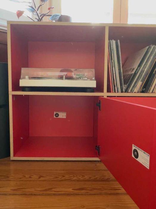 TYLKO Sideboard red