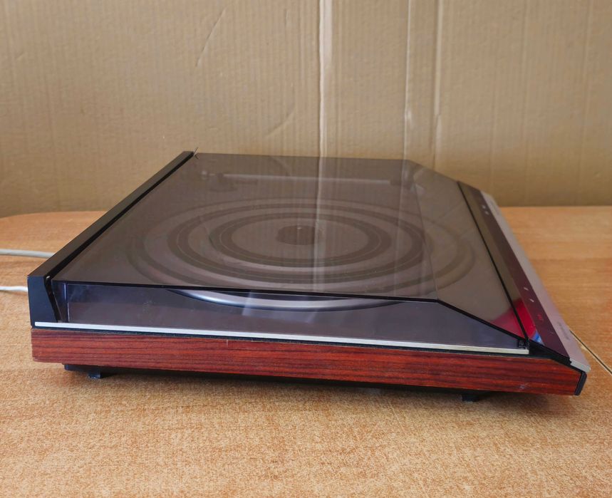 Gramofon Bang Olufsen Beogram 2402