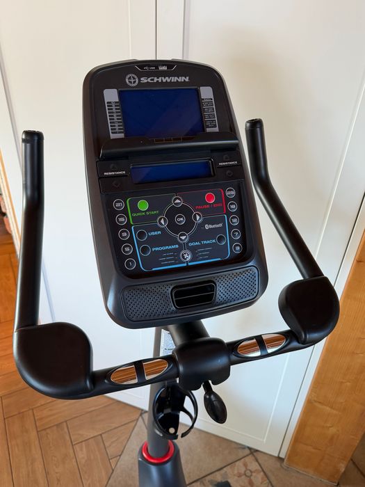 Rower stacjonarny treningowy SCHWINN 570U