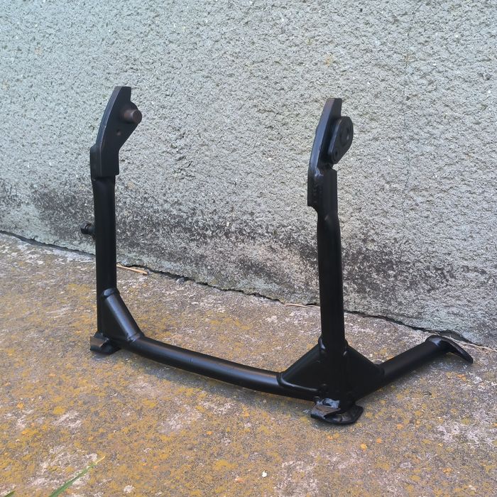 Центральна підніжка Ducati multistrada