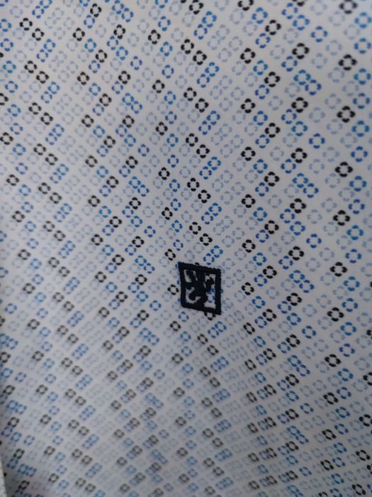 Camisa nova Lion of Porche