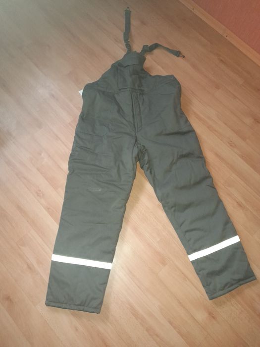 Продам зимний костюм.