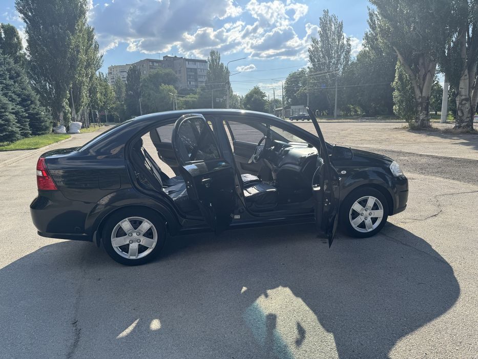 Продам Шевроле АВЕО 1.5LS