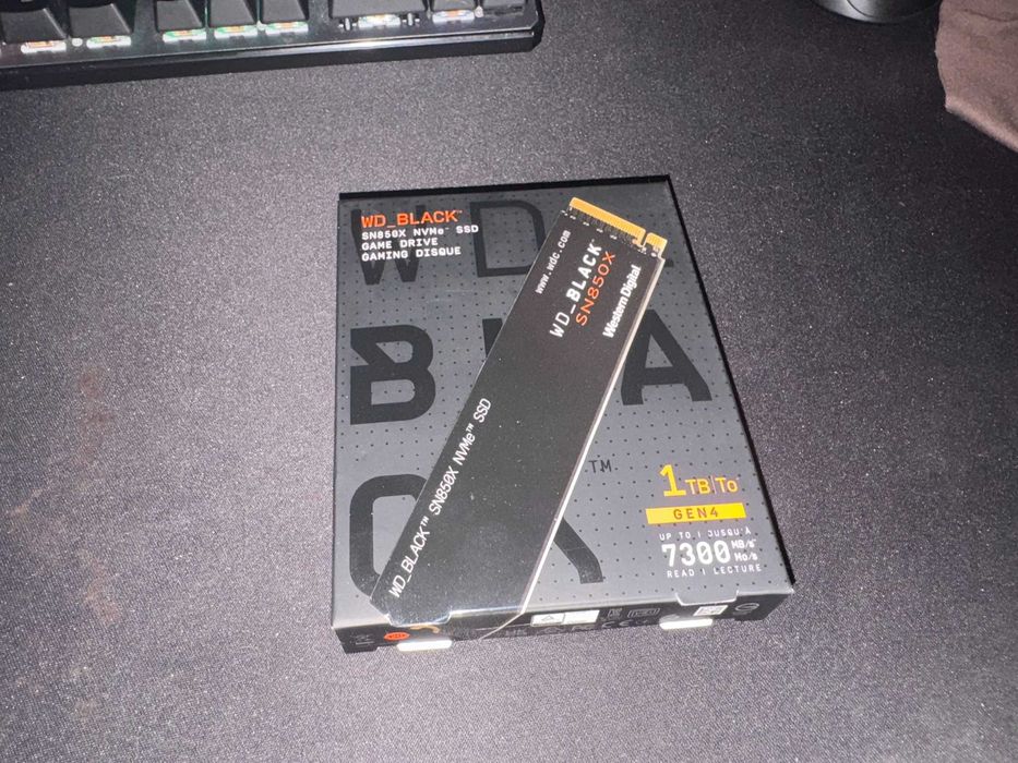 Setup: Ryzen 7 5800X + RTX 3060 Ti + 16GB + SSD 1TB + Water Cooler