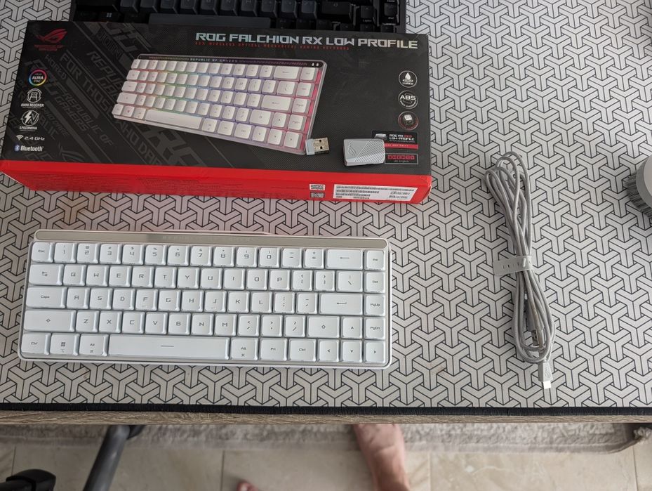 Клавіатура Asus ROG falchion Rx low profile (сенсорне керування)