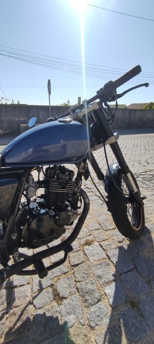 Mash Seventy Five 125 café racer