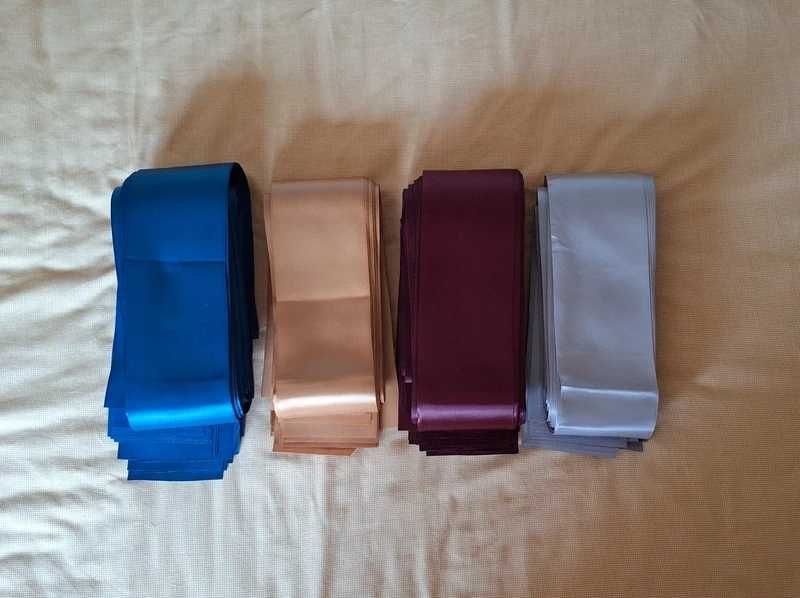 300 metros de fitas de cetim azul, amarelo, bordeaux e cinzento, NOVAS